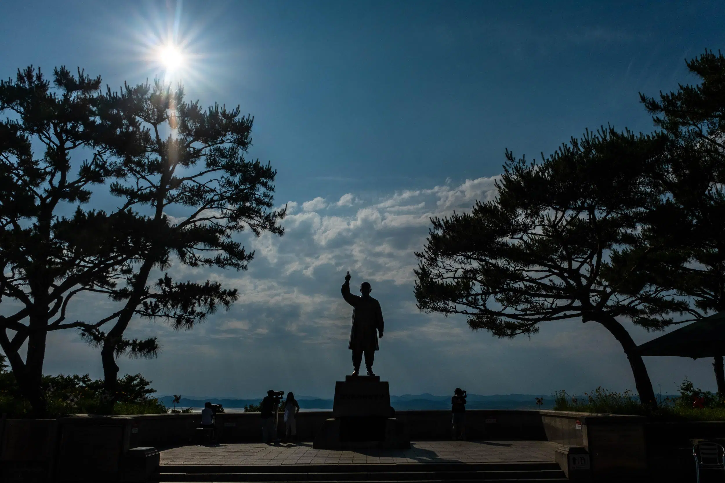 cho-man-sik-statue-odusan-observatory-2026-6 The statue of Korean independence hero Cho Man-sik has its back turned on North Korea, which imprisoned and executed him (June 2026).
