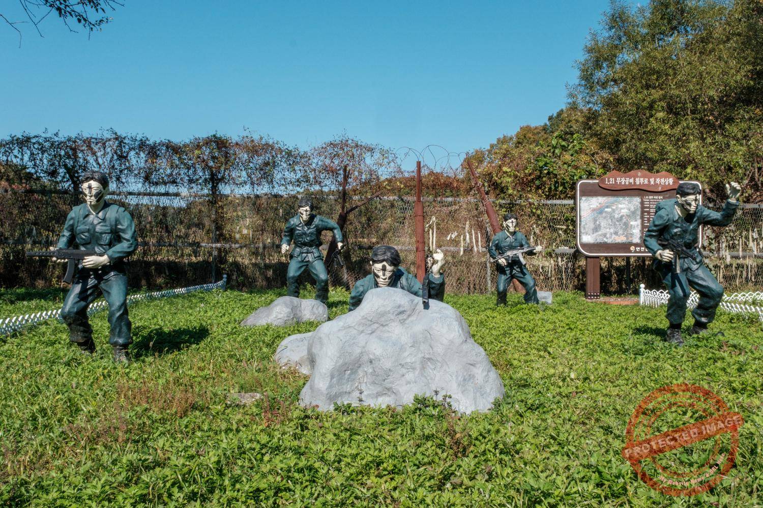 kim-shin-jo-incident-00003 Mannequins reenacting the Jan. 21, 1968 Infiltration Incident in Yeoncheon.