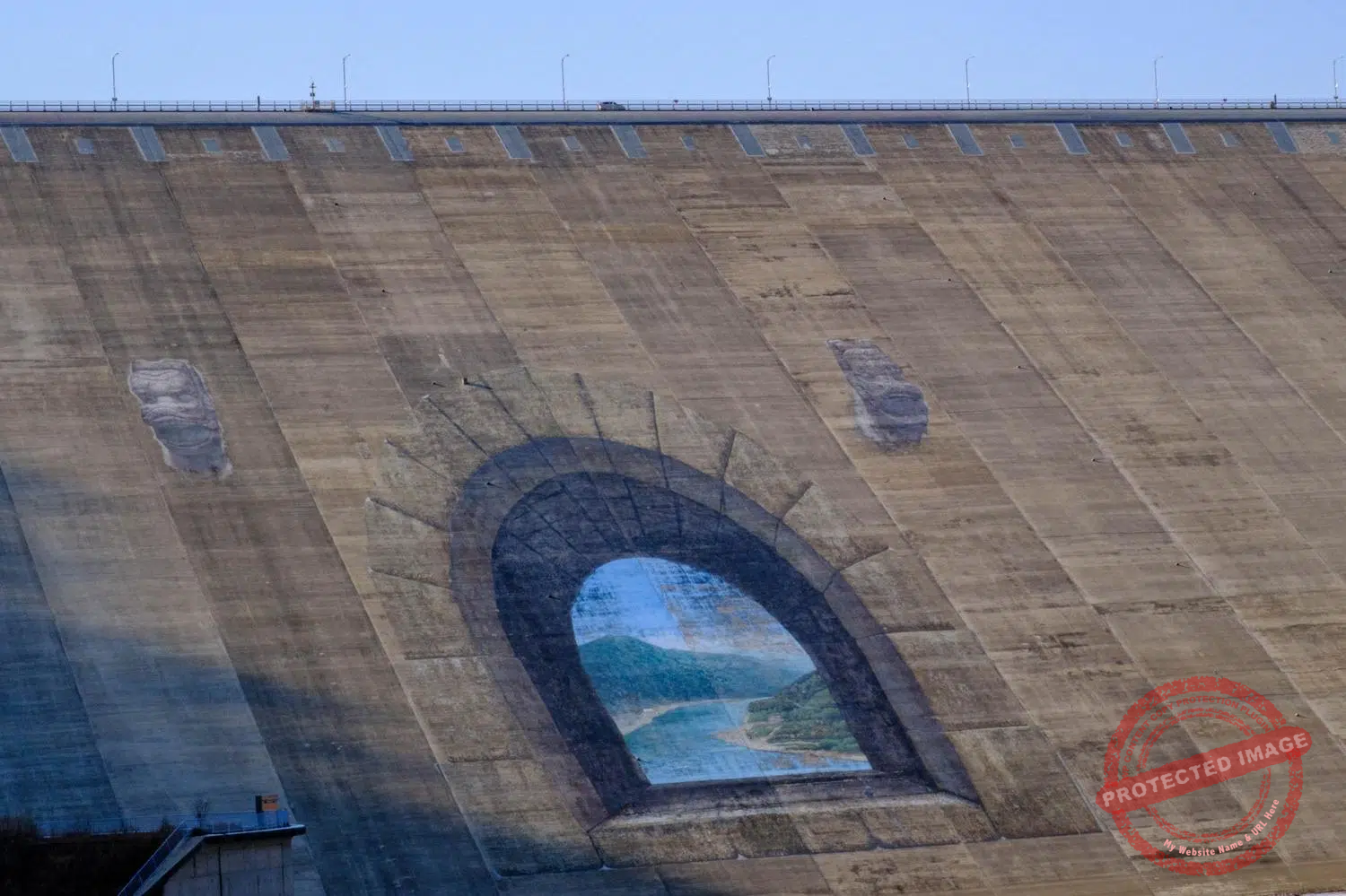 peace-dam-anamorphic-mural "Door to Unification", the world's largest anamorphic painting, on the southern slope of the dam (February 2025).